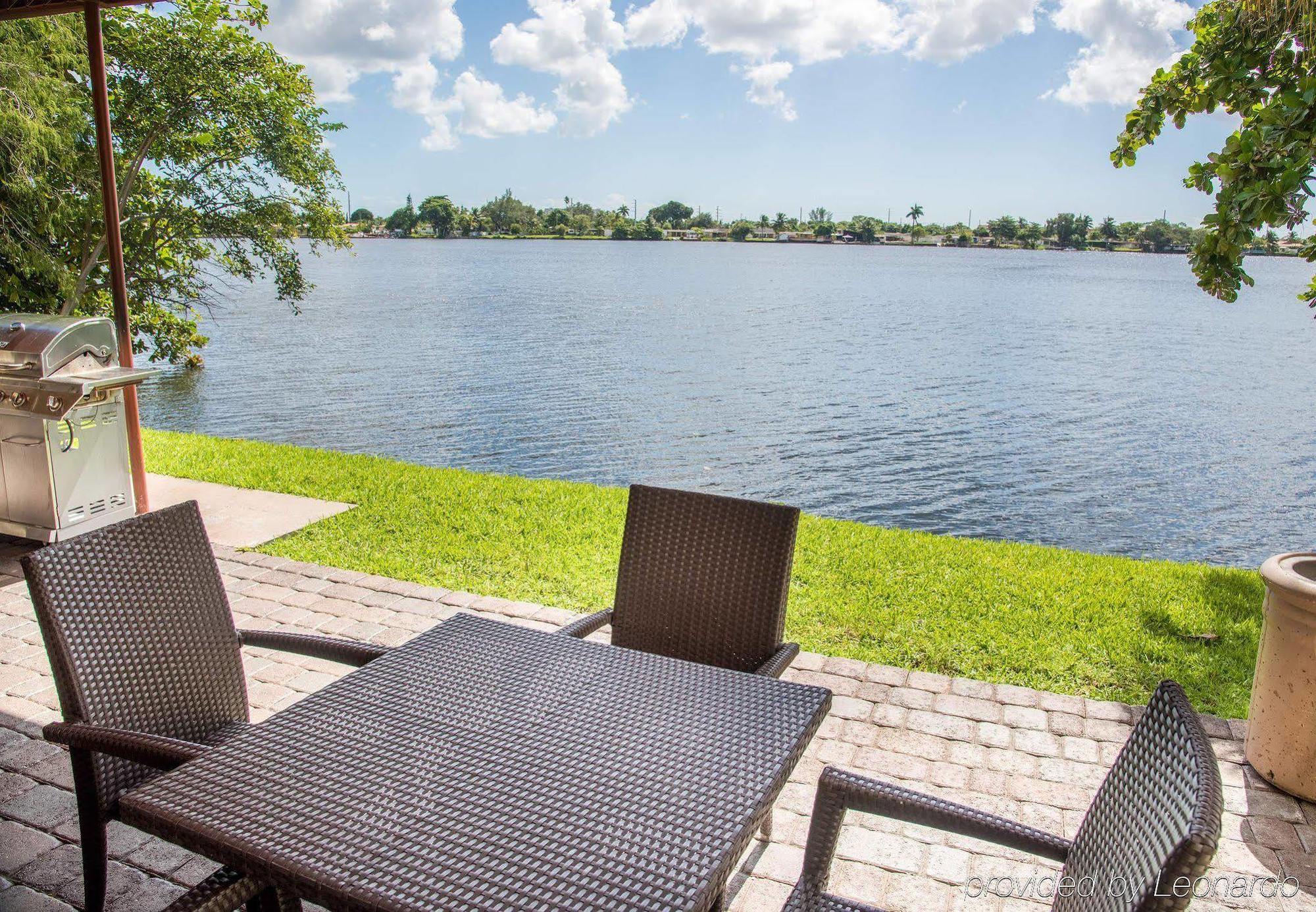 Springhill Suites By Marriott Miami Airport South Blue Lagoon Area Miami Springs Exteriör bild